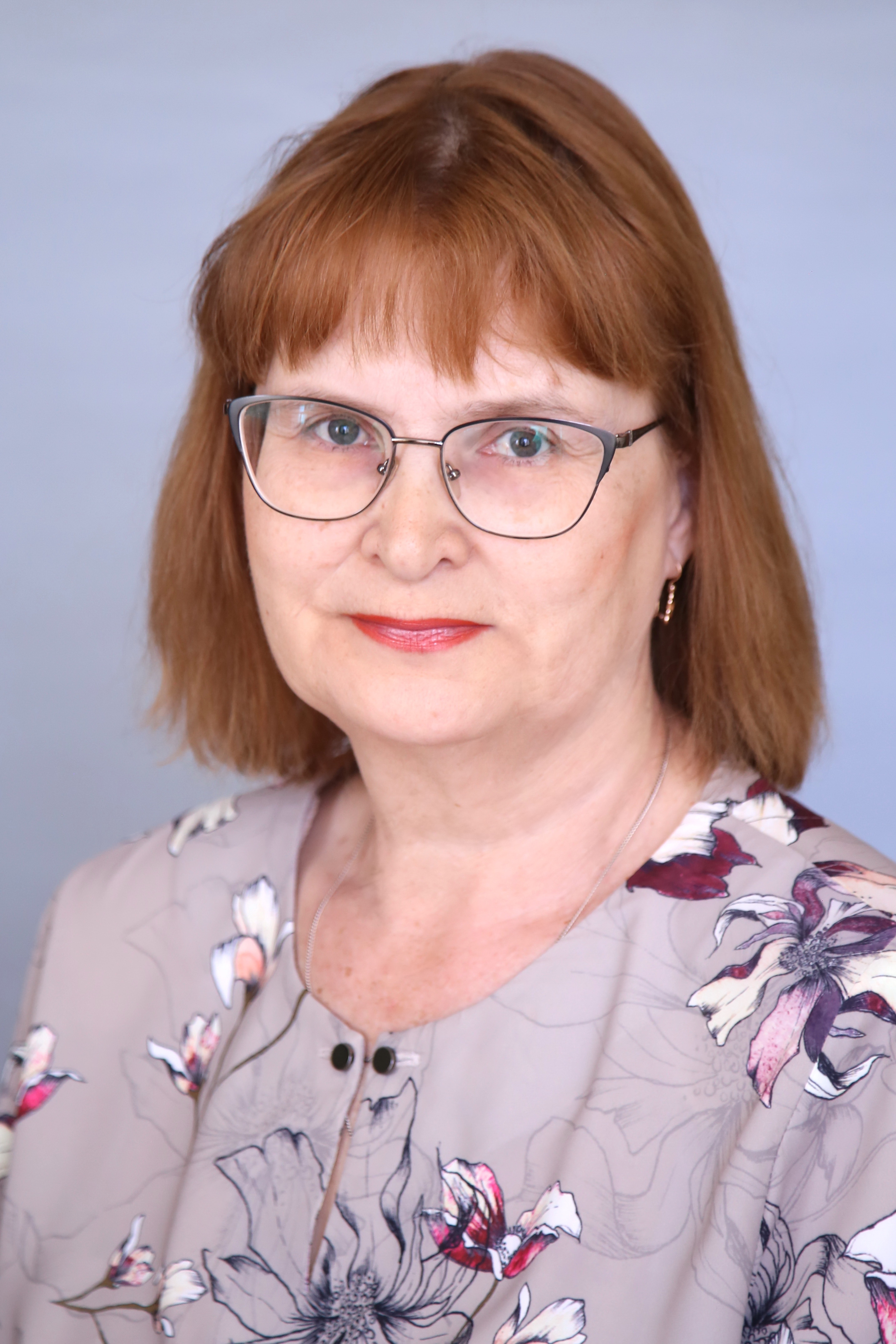 Попова Лилия Анатольевна.