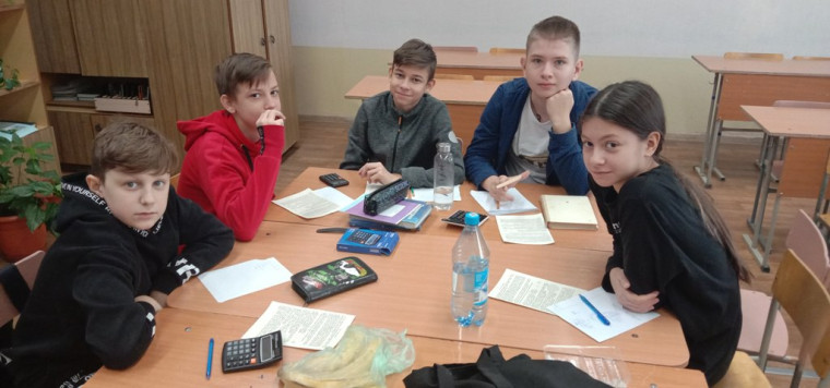 В Барнауле состоялись математические бои команд школ Алтайского края и городов Сибири.
